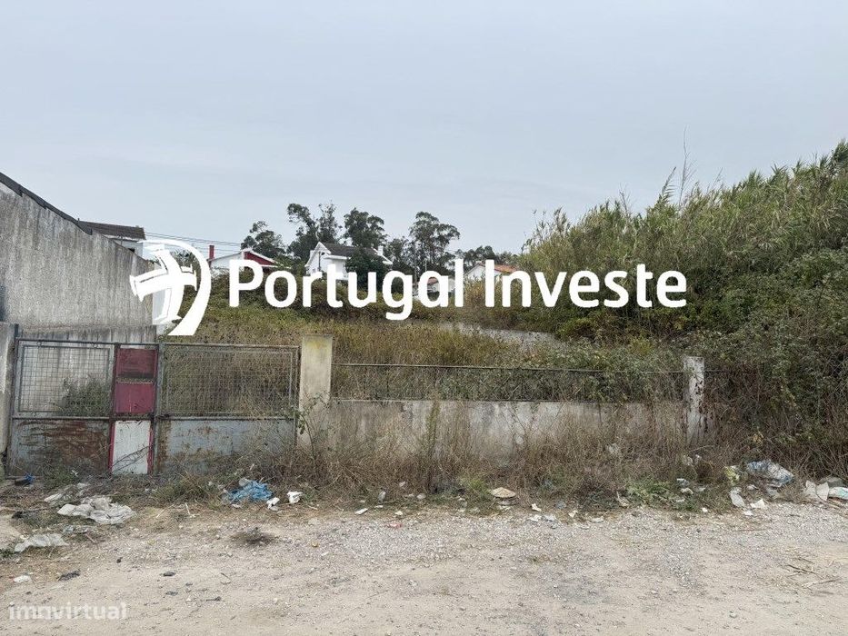 Terreno de 371 m2 para construção na Sobreda, Almada
