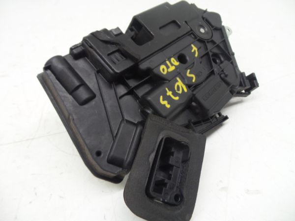 Fechadura / fecho porta frente direito VOLKSWAGEN Golf VI (5K1)