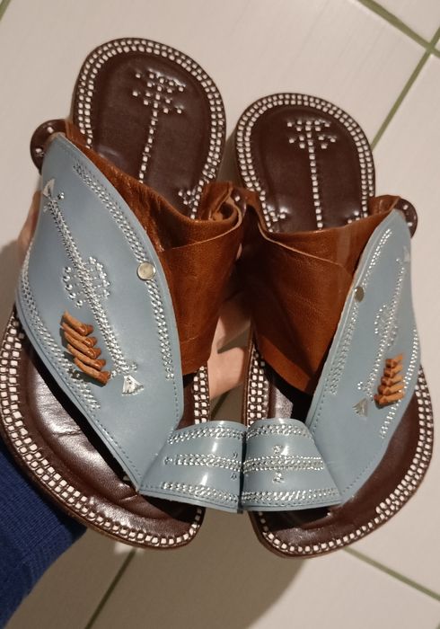 Arabian Sole  Handmade  NOWE  Sandały / klapki, 100% Skóra, Roz. 42/43