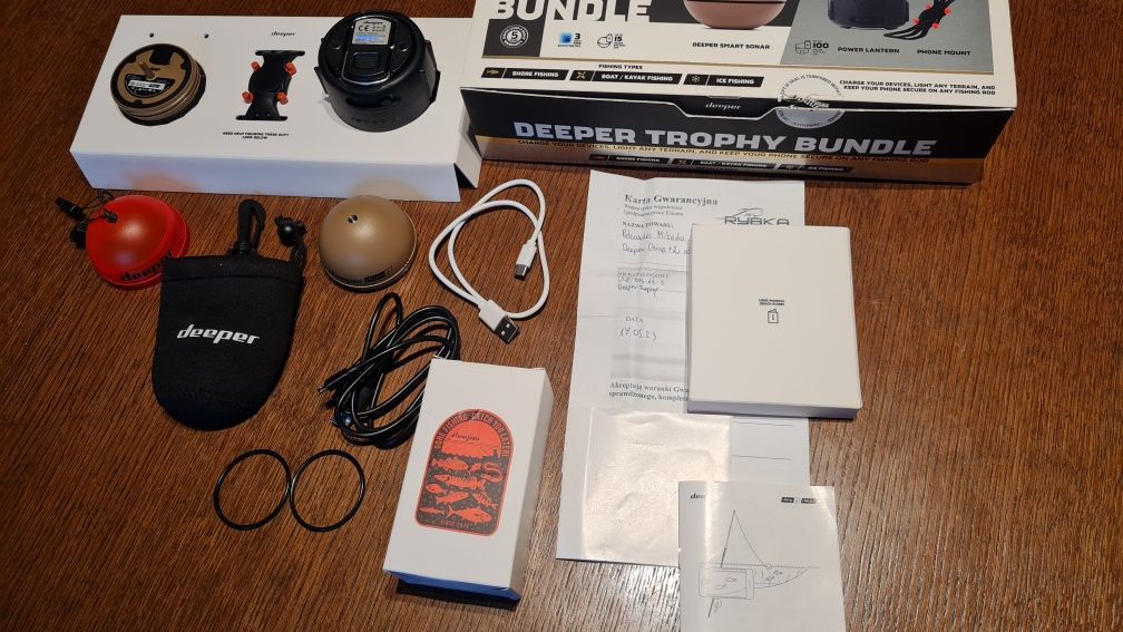 Echosonda DEEPER Chirp+ 2 zestaw Trophy Bundle