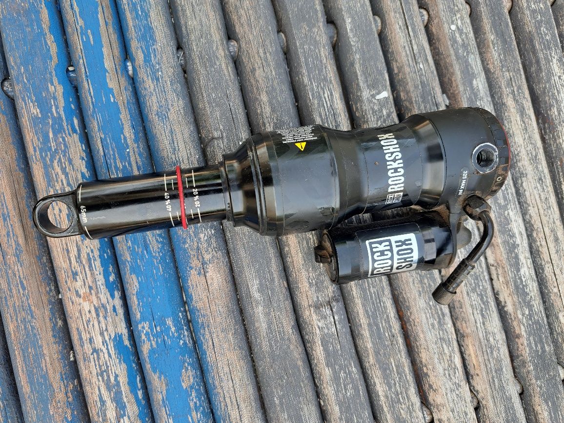 Rockshox super deluxe 205 65