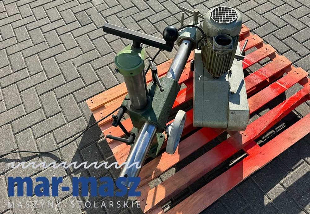 Posuw mechaniczny 4-rolkowy