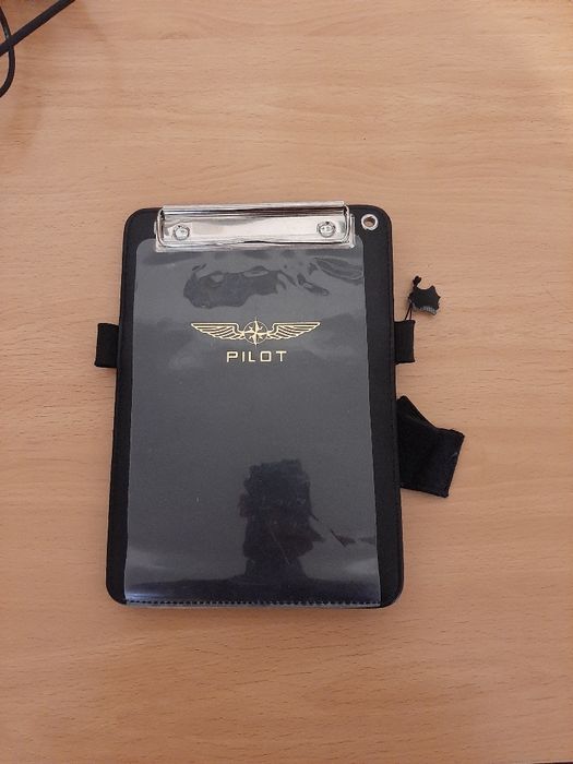 Conjunto Piloto ( Mala, Headsets e prancheta)