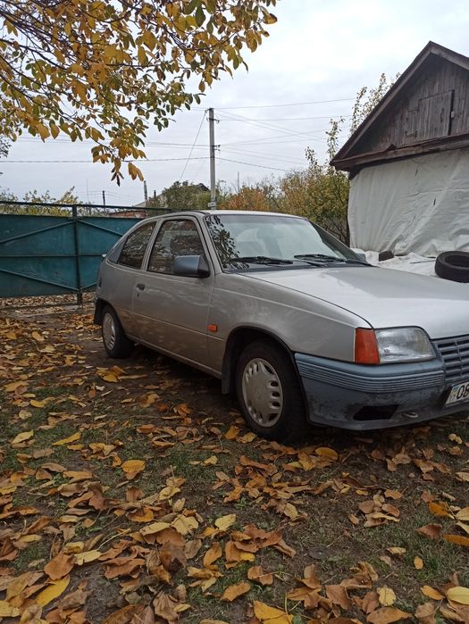 Продам Opel Kadett 1.3