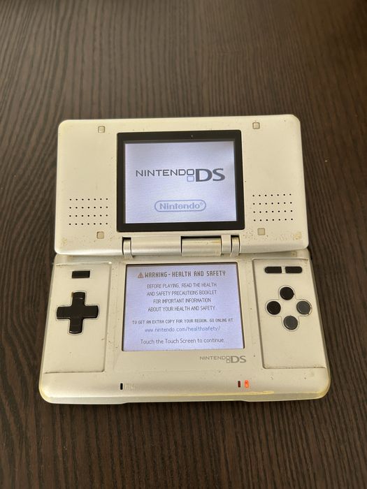 Nintendo DS original a funcionar