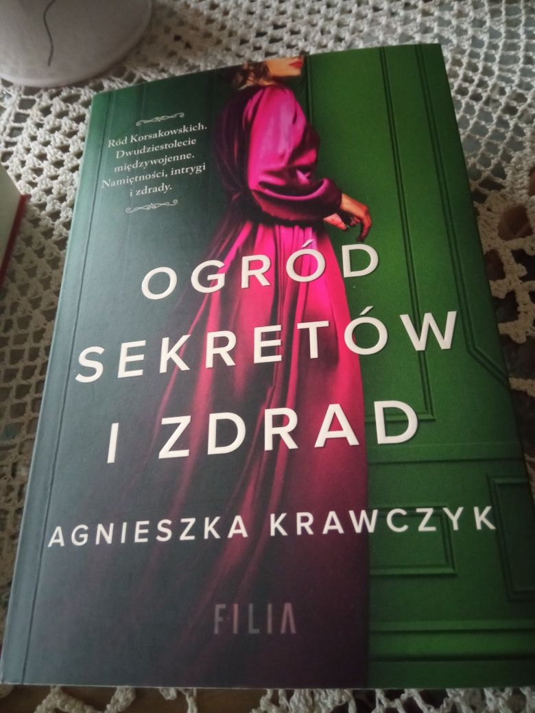 Agnieszka Krawczyk, Ogród sekretów i zdrad.