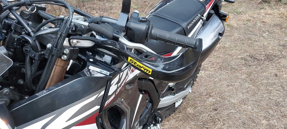 Honda CRF 250 Rally, polski salon, stan jak nowa, maluuuuutki przebieg