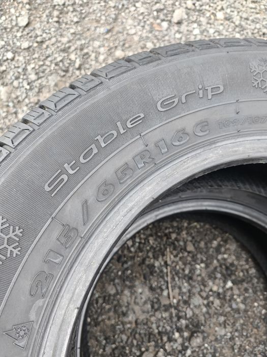 Opony Zimowe 215/65-16c Busy 2 Sztuki