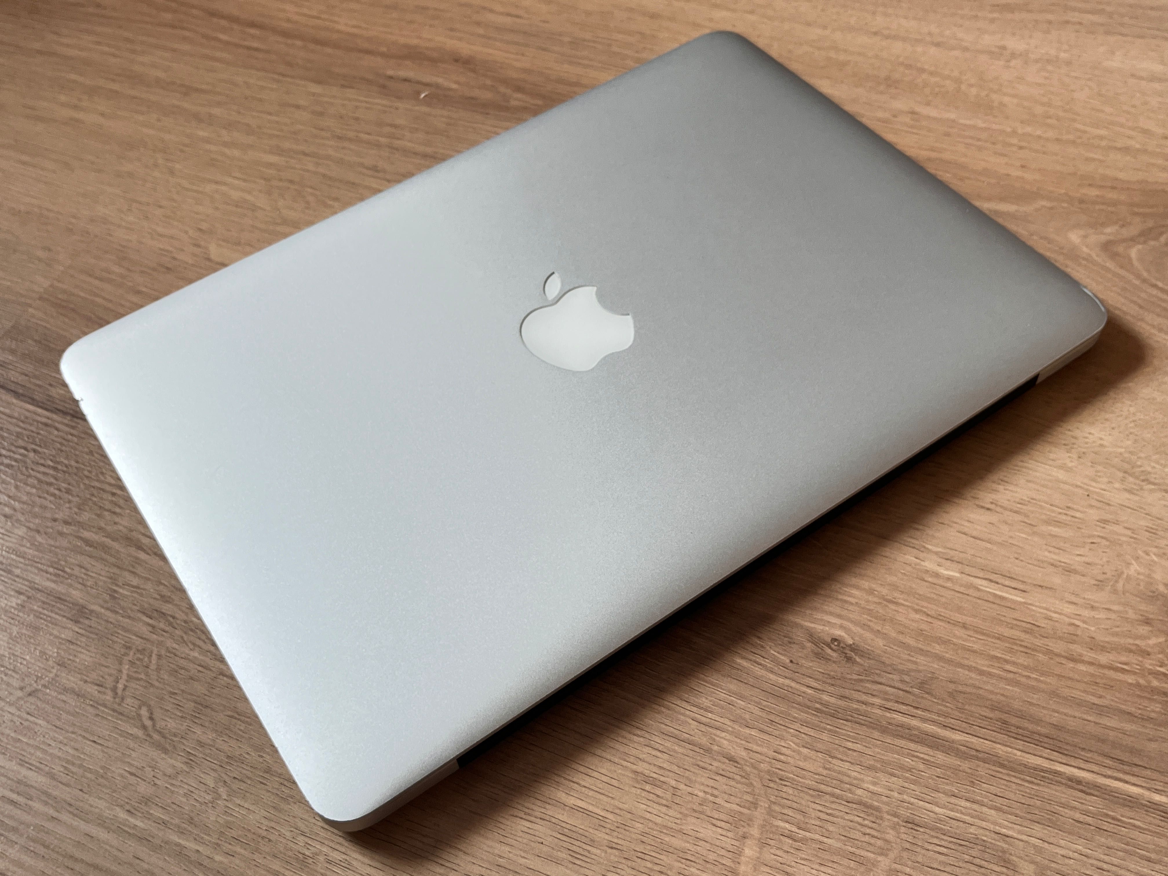  MacBook Pro 13” A1502 (2014) • i5 • 16GB • 250GB SSD