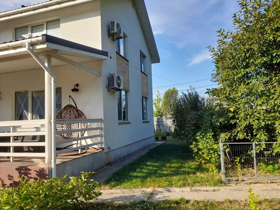 Пропоную будинок с Белогородка ,Котеджне містечко Зелений Бульвар