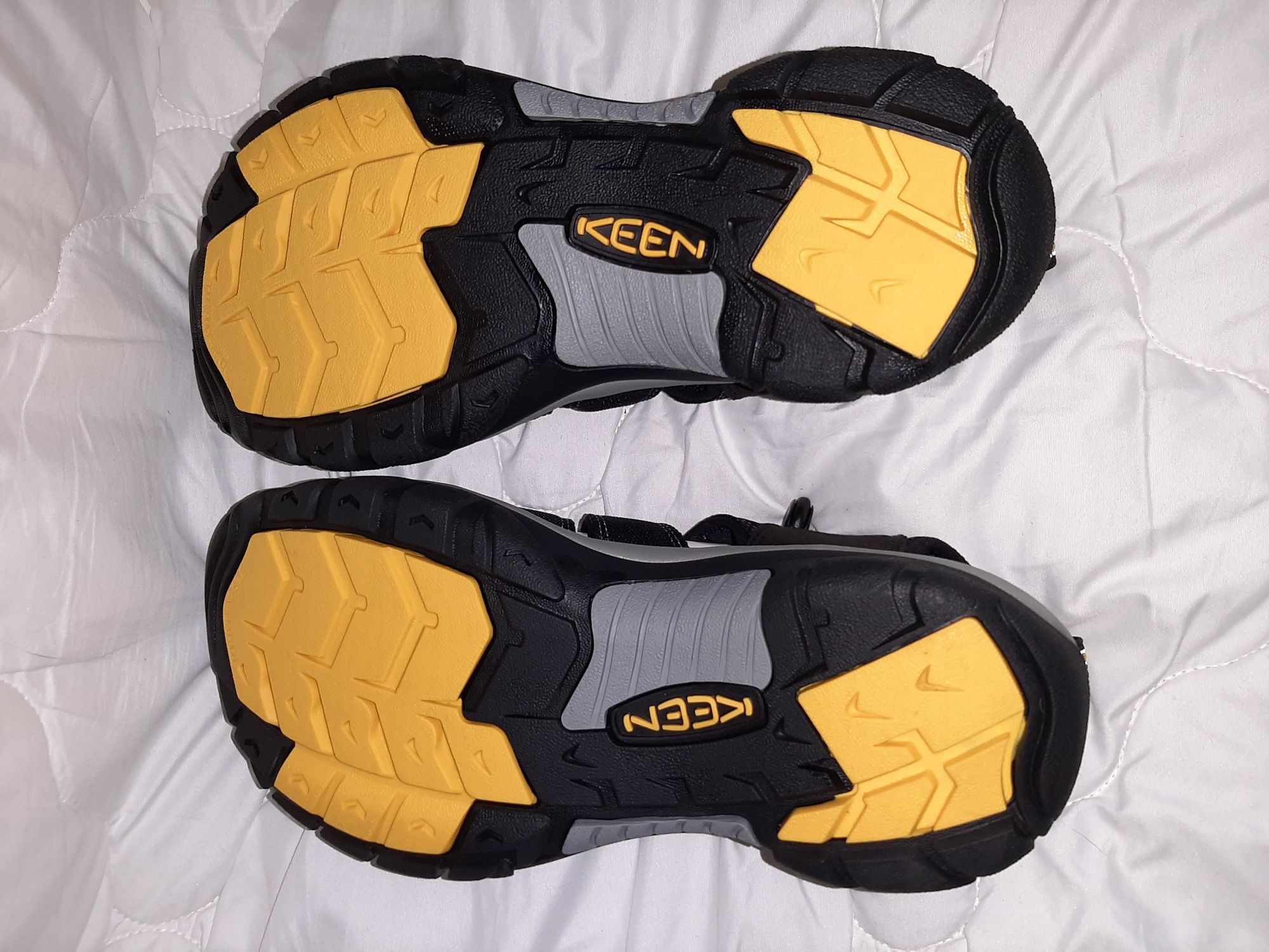 Продам KEEN newport H2,чоловічі сандалии,чорний колір.
