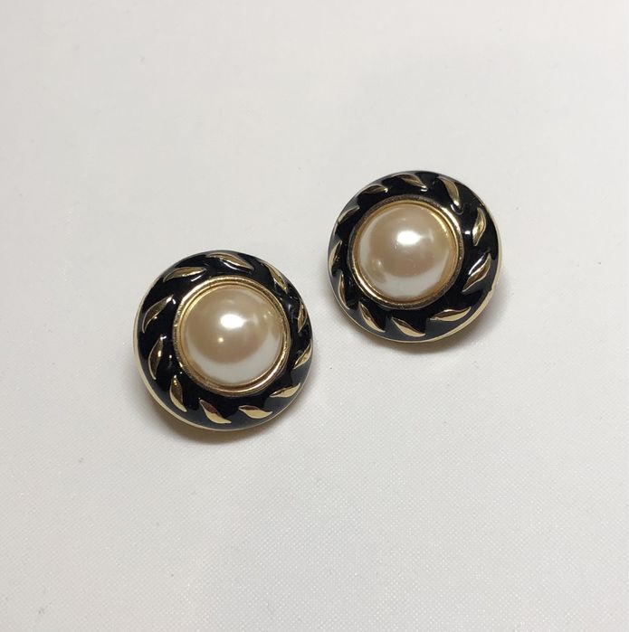 Cabouchon винтажные клипсы, серьги monet, napier, trifari. Винтаж.