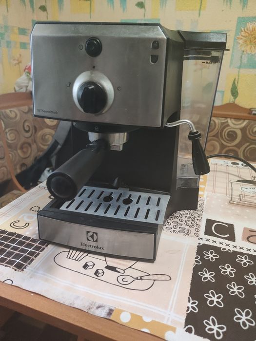 Кавоварка electrolux