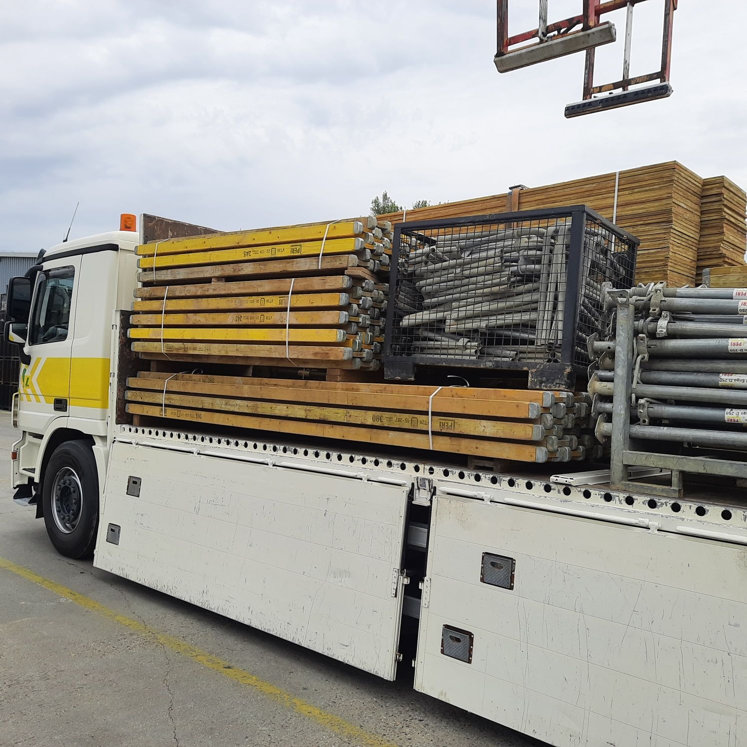 Usługi Transportowe, ciężarowe- hds