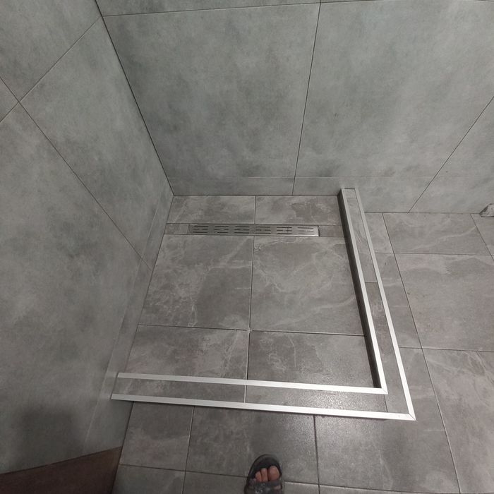 Сантехник .Плиточник.