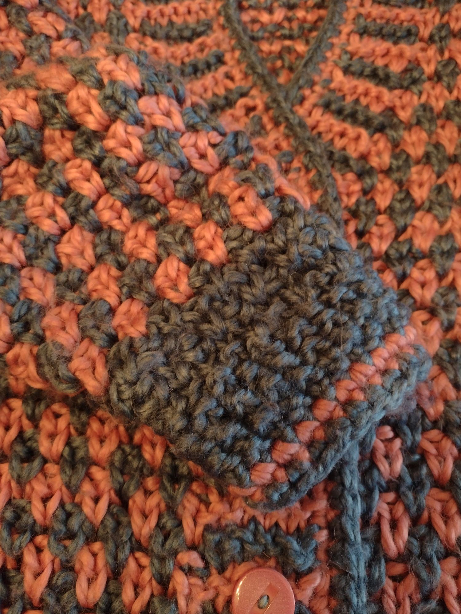 Sweter/blezer robiony na drutach
