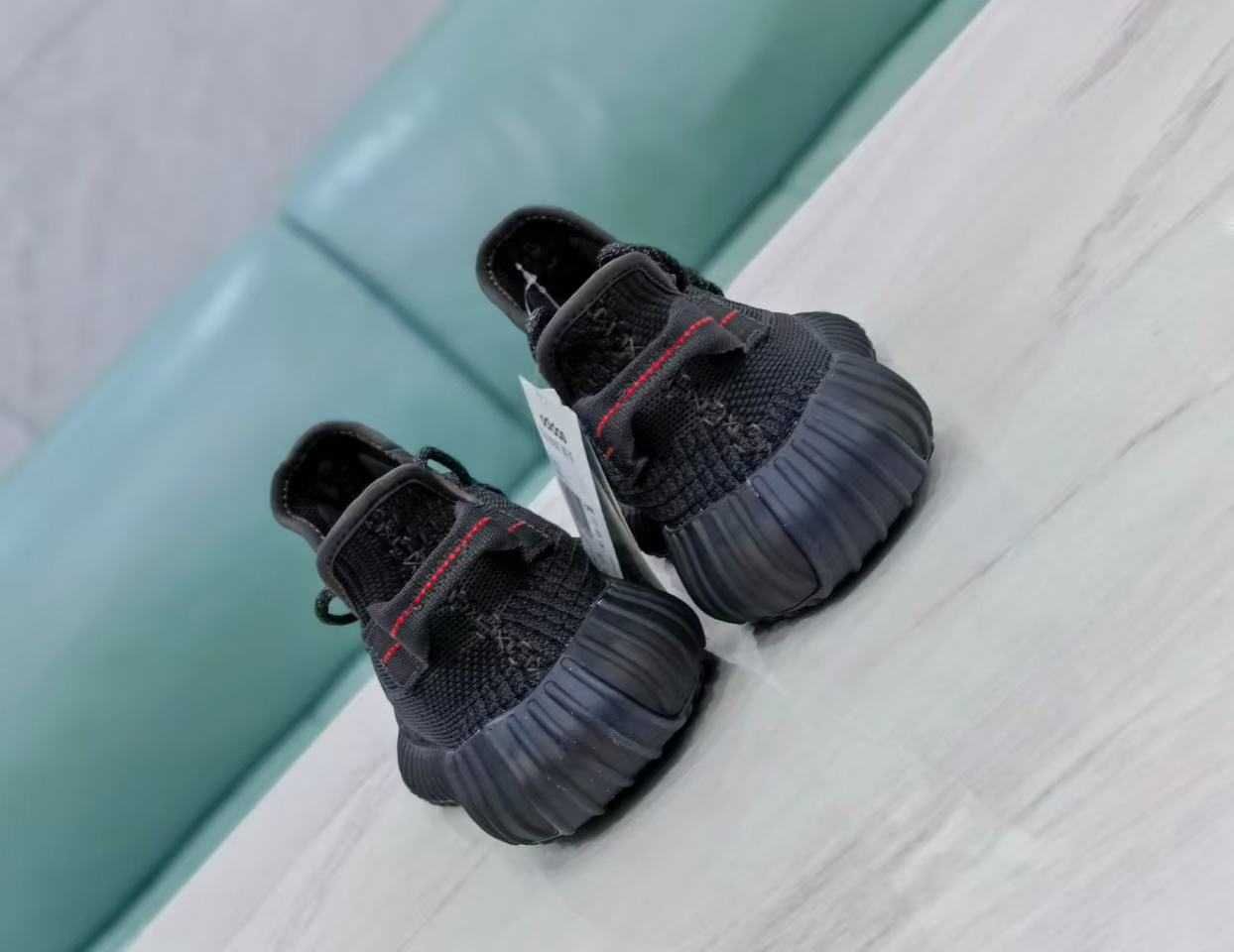 adidas Yeezy Boost 350 V2 Static Black R.41