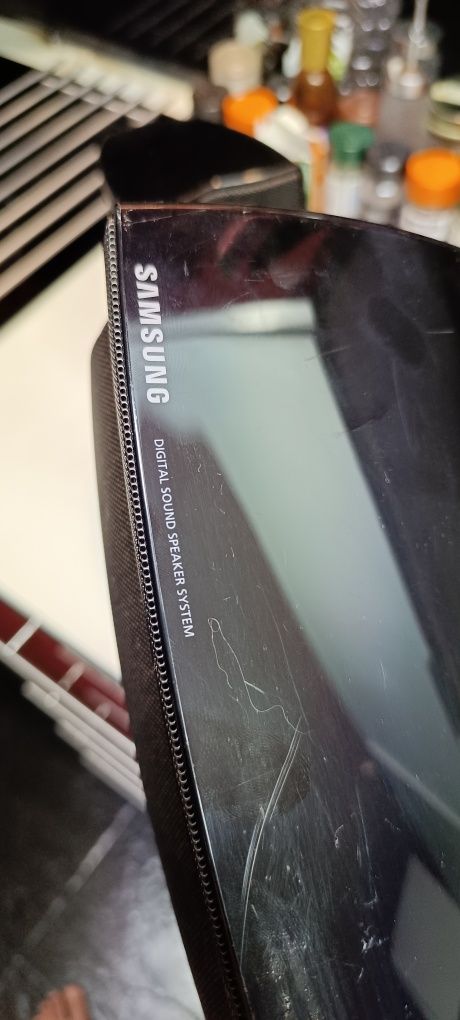 Colunas Samsung em bom estado geral