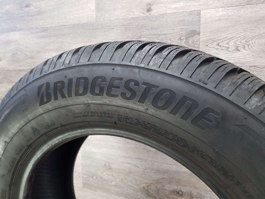 Колеса. Шини. Резина. 215/65/r16. BRIDGESTONE Blizzak LM 005