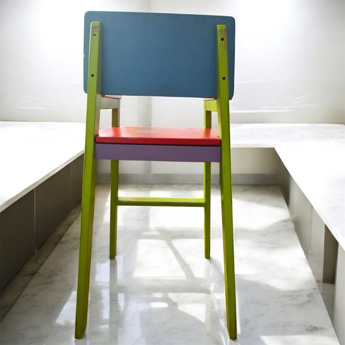 Kolorowe krzesełko dla dziecka z litego drewna bukowego Polskie