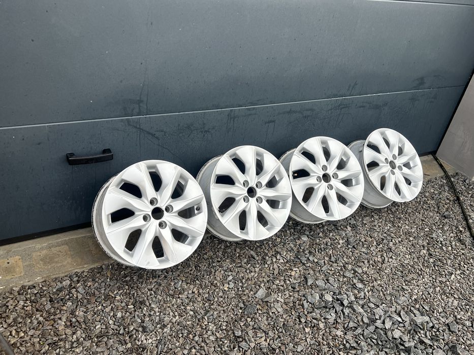 Диски R16 4/100