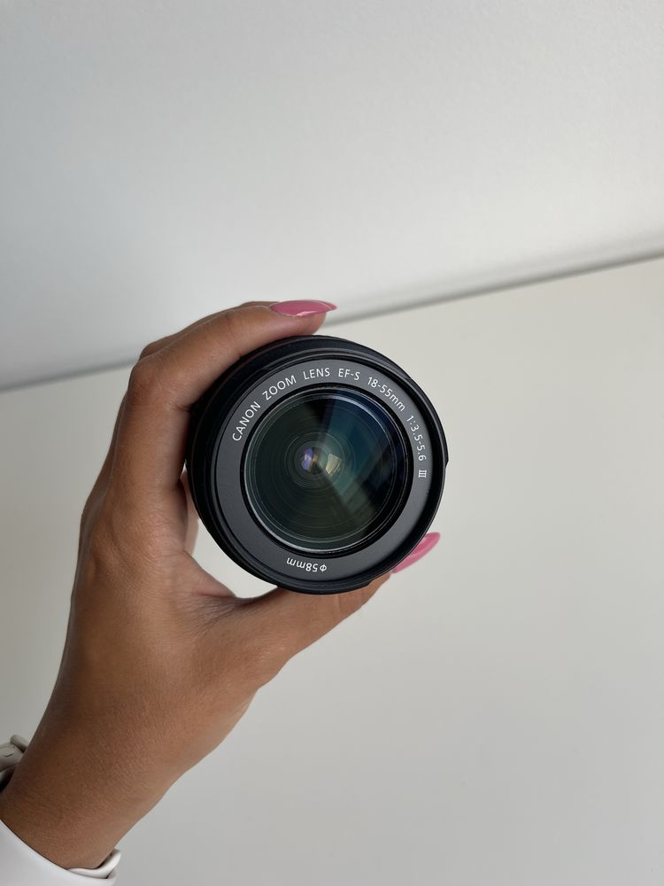 Canon EOS 1300d + lente EF-S 18-55mm f/3.5-5.6 III