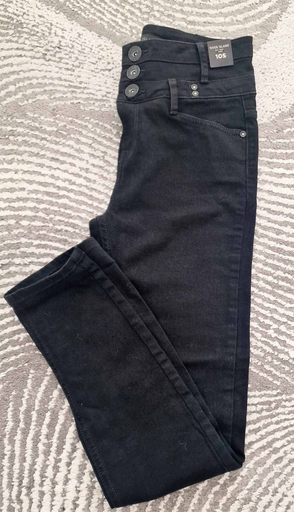 Spodnie skinny czarne" River Island ".