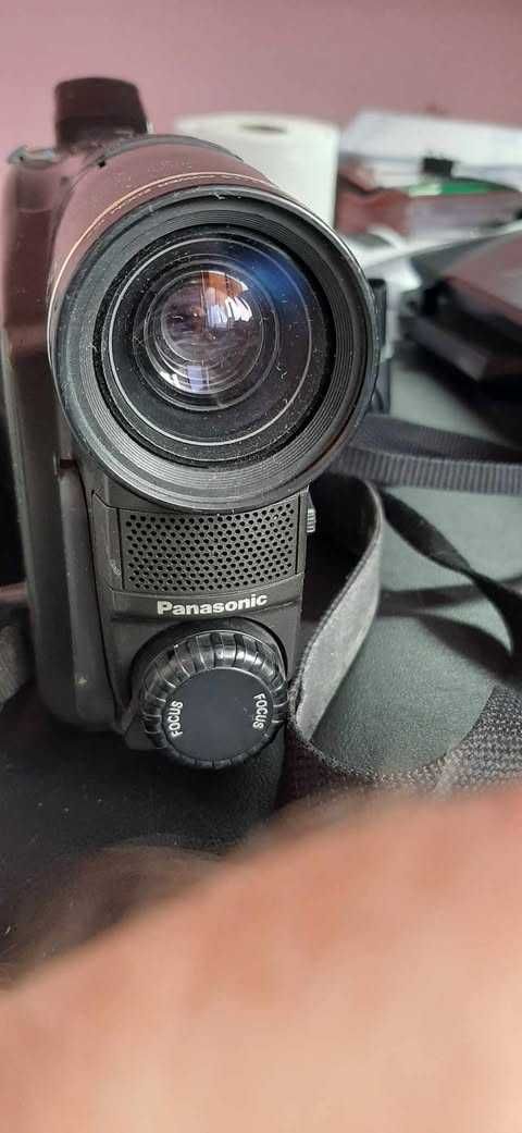 Kamera VHS-C Panasonic uszkodzona