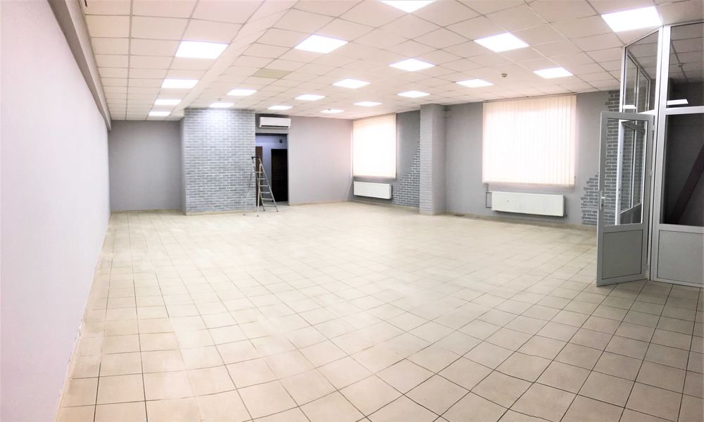 Офісне приміщення по вул. Святотроїцька