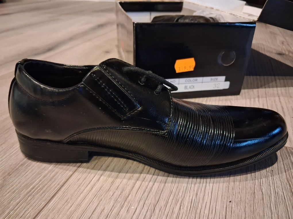 Buty eleganckie chłopięce 32 komunijne