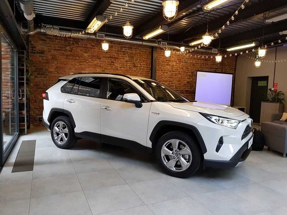 *** Samochód do ślubu wynajem Nowa Toyota SUV 2021 ***