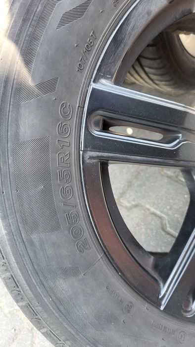 Komplet kół Opel Vivaro, Renault Trafic, Nissan Primastar 206x65x16C