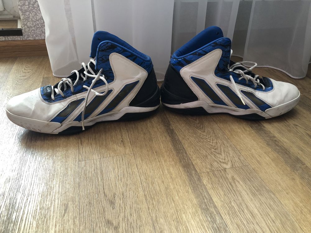 Баскетбольные кроссовки Adidas Dwight Howard 12