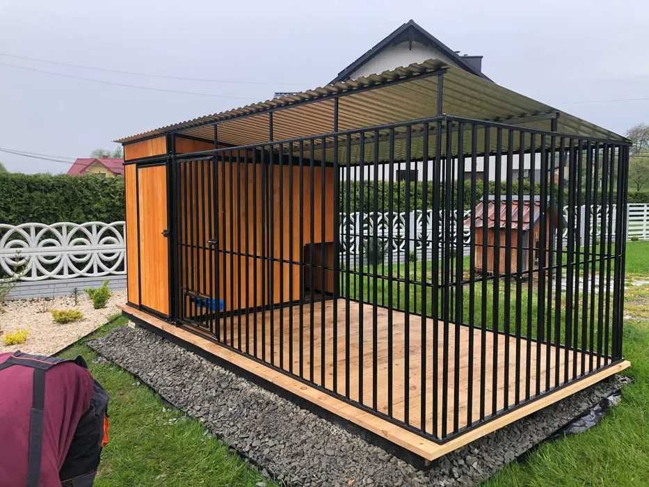 Kojec dla psa-składzik