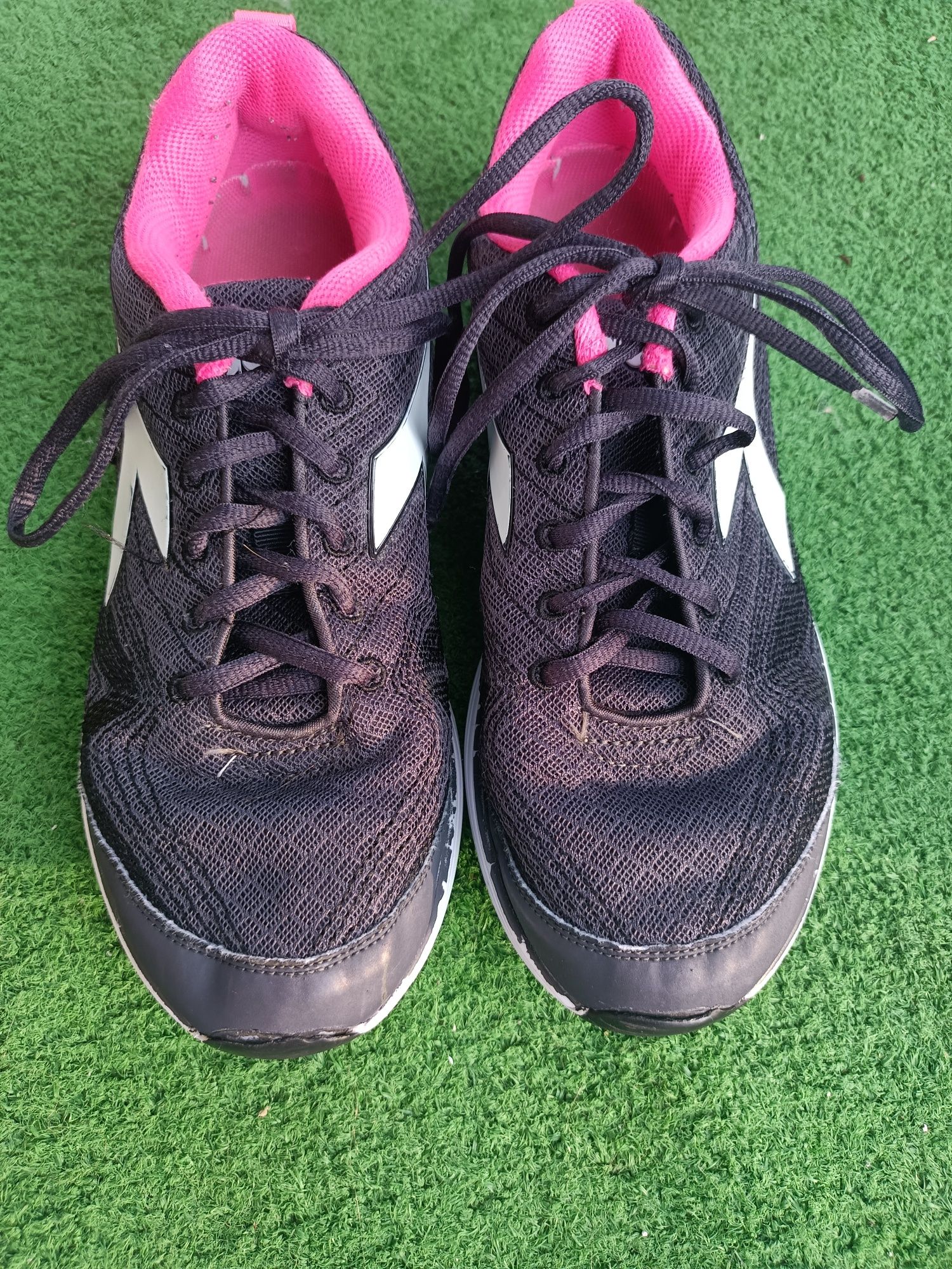 Buty przewiewne Diadora rozmiar 40