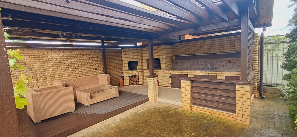 Комфортний 1 затишний будинок. 6 кімнат.