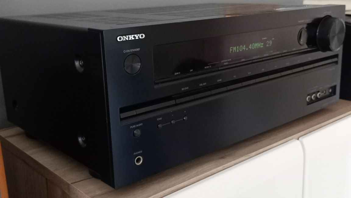Amplituner Onkyo  tx-nr525 odbiór osobisty.