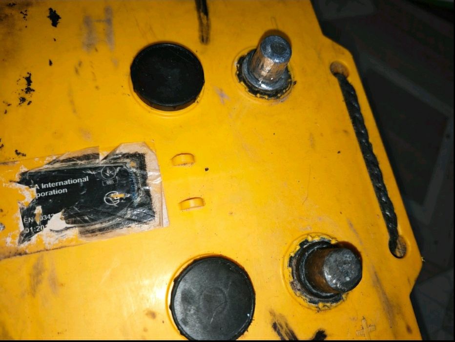 Аккумулятор 200 Ач акамулятор АКБ