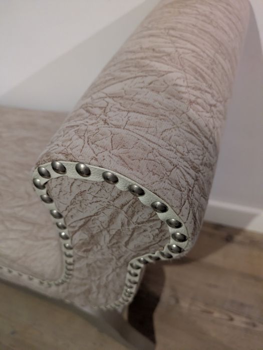 Banqueta de apoio quarto