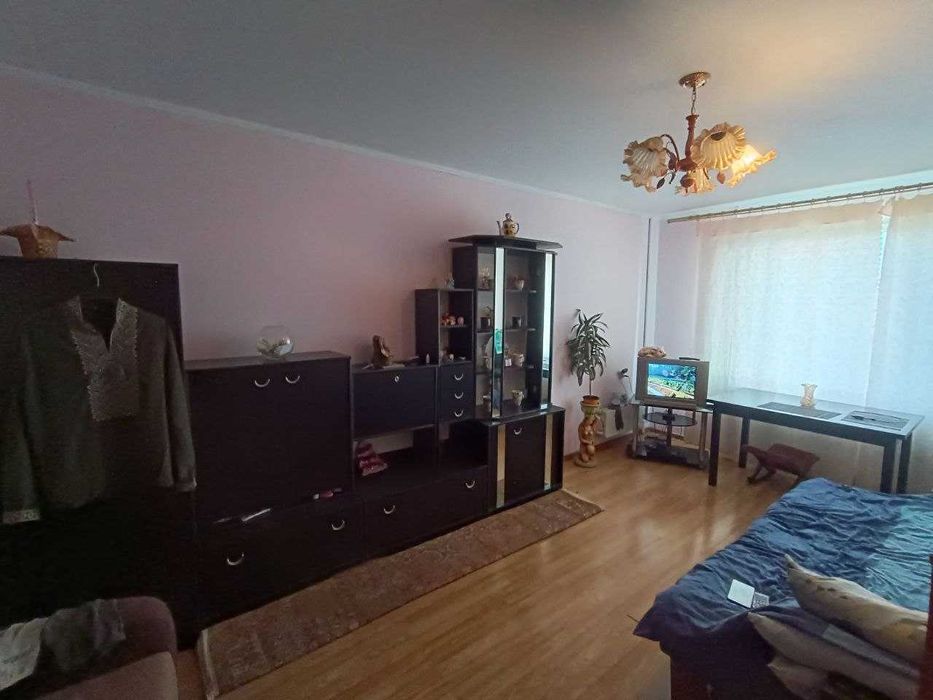 Продаж 2кім квартири по вул. Роксоляни Залізничний р-он.