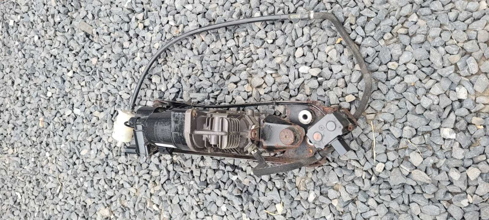 Kompresor pompa zawieszenia NIVO BMW E60 E61