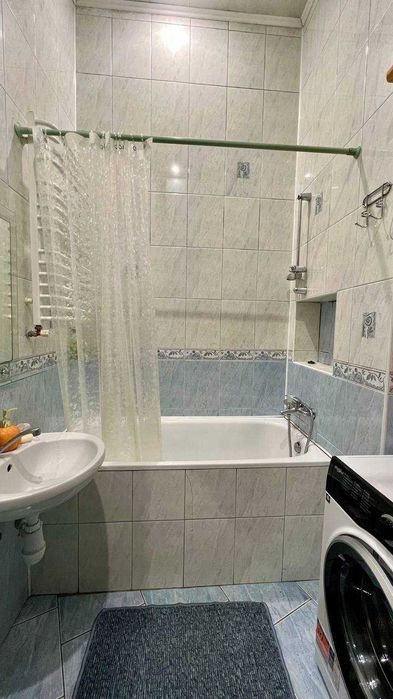 Оренда 2-кімнатної квартири на вул. Банківська — Центр міста