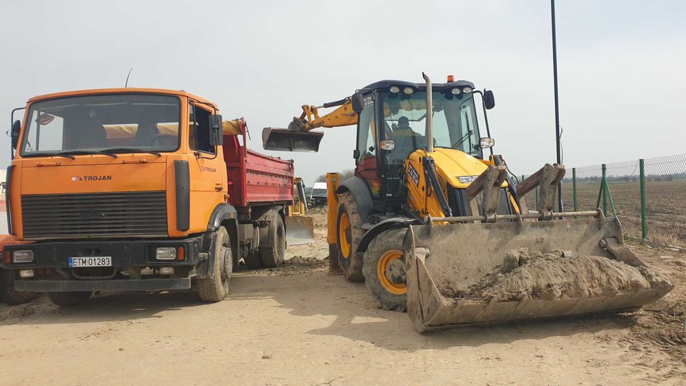 Koparko ładowarka 3CX wynajem usługi