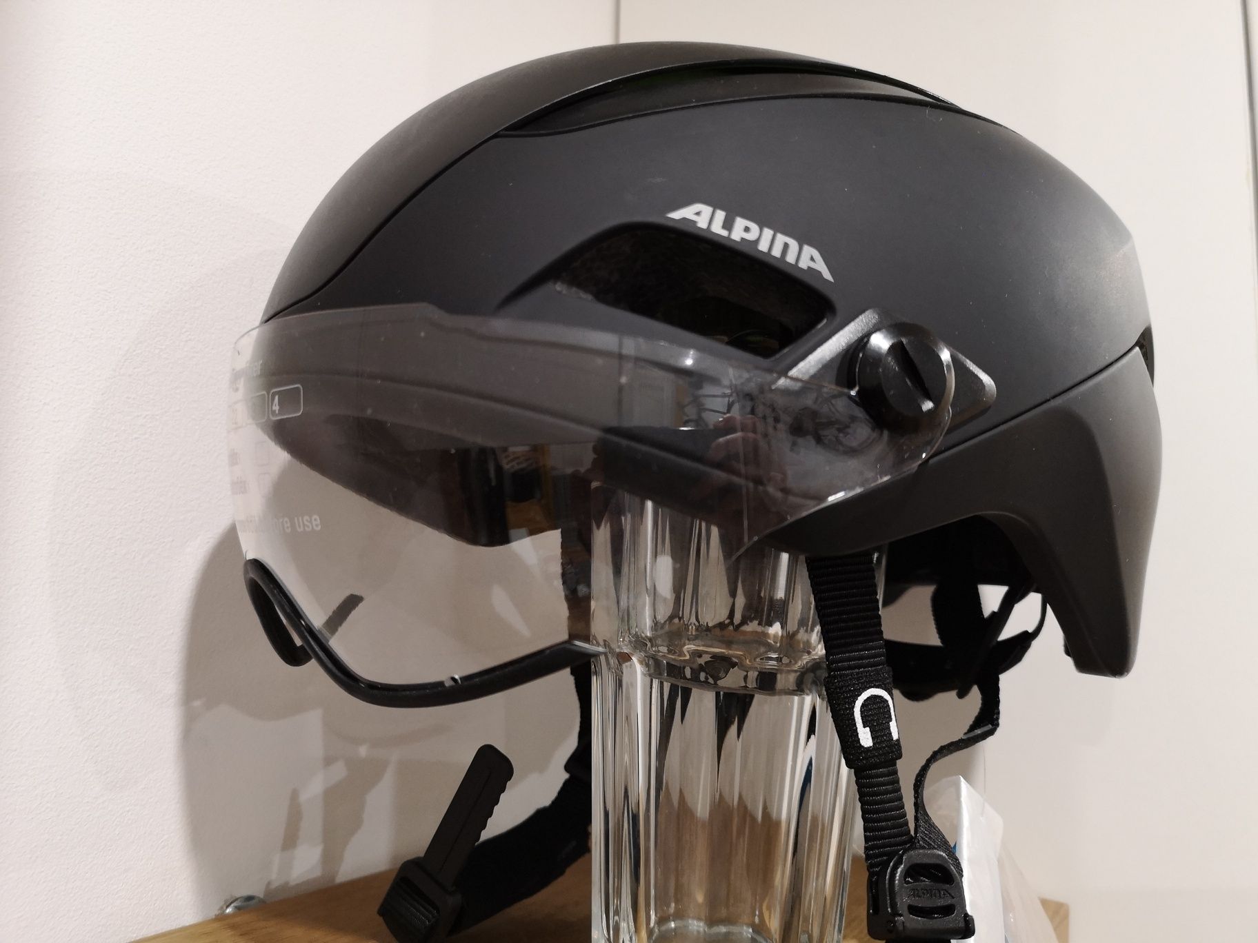 Kask Alpina Altona M z osłoną wizjerem na oczy rowerowy