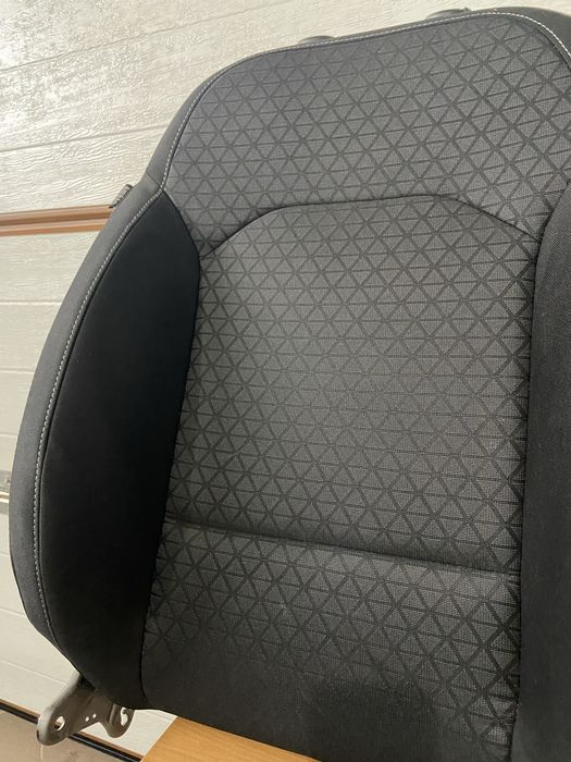 OPARCIE Tapicerka z gąbką i stelażem Kia Ceed III 2018-