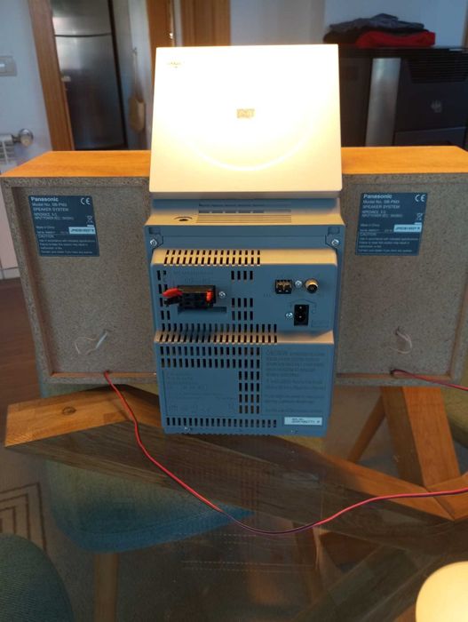 Aparelhagem PANASONIC SA-PM3 CD, cassete e rádio + colunas