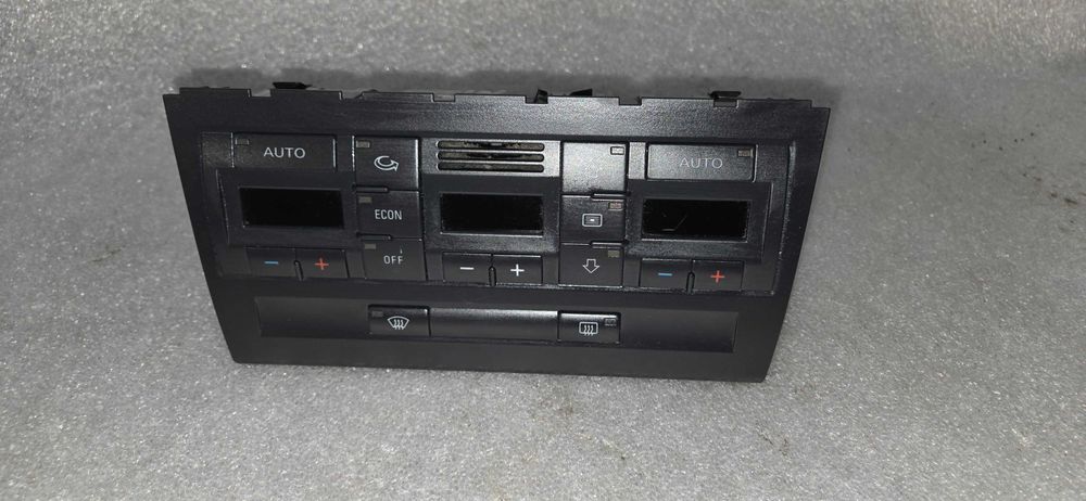 Panel klimatyzacji 2 DIN Audi A4 B7 -043AL