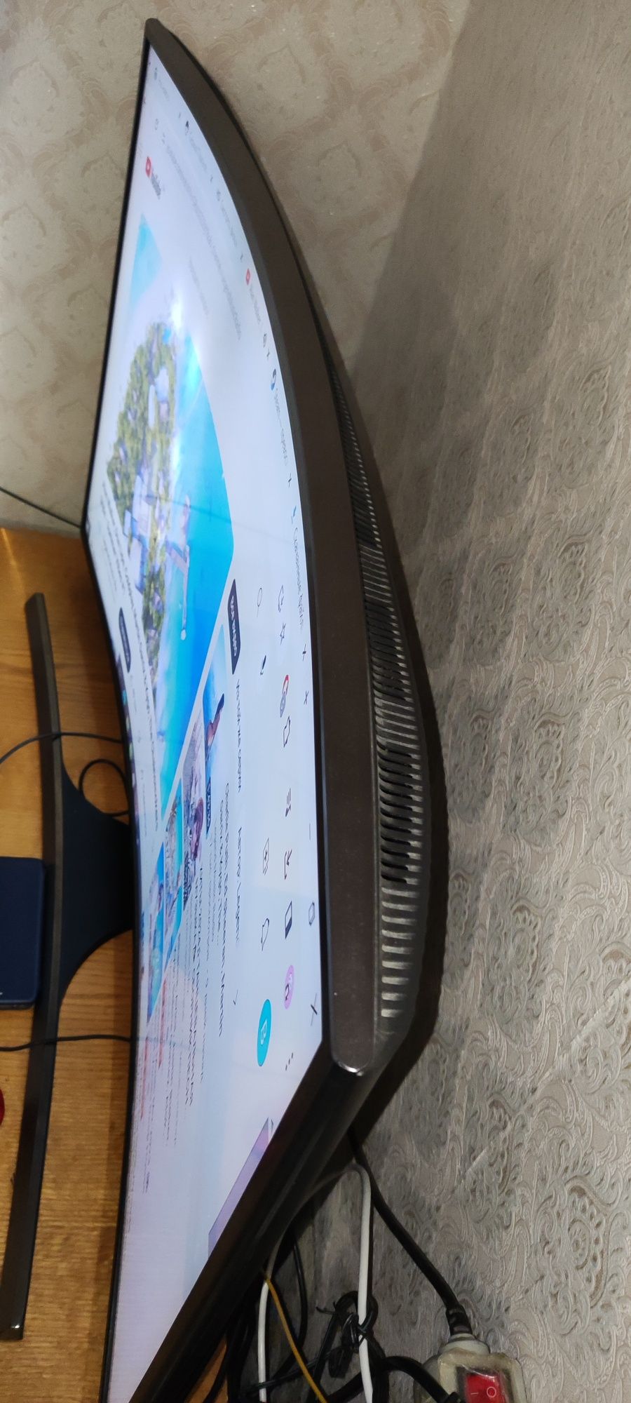 Curved UHD TV 4K 48 121 см series 6  6600 телевізор плазма ізогнутий
