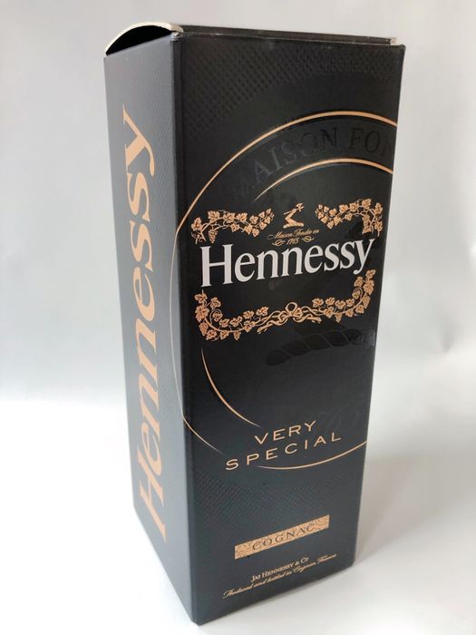 Коробка от коньяка Hennessy, коробка от элитного алкоголя