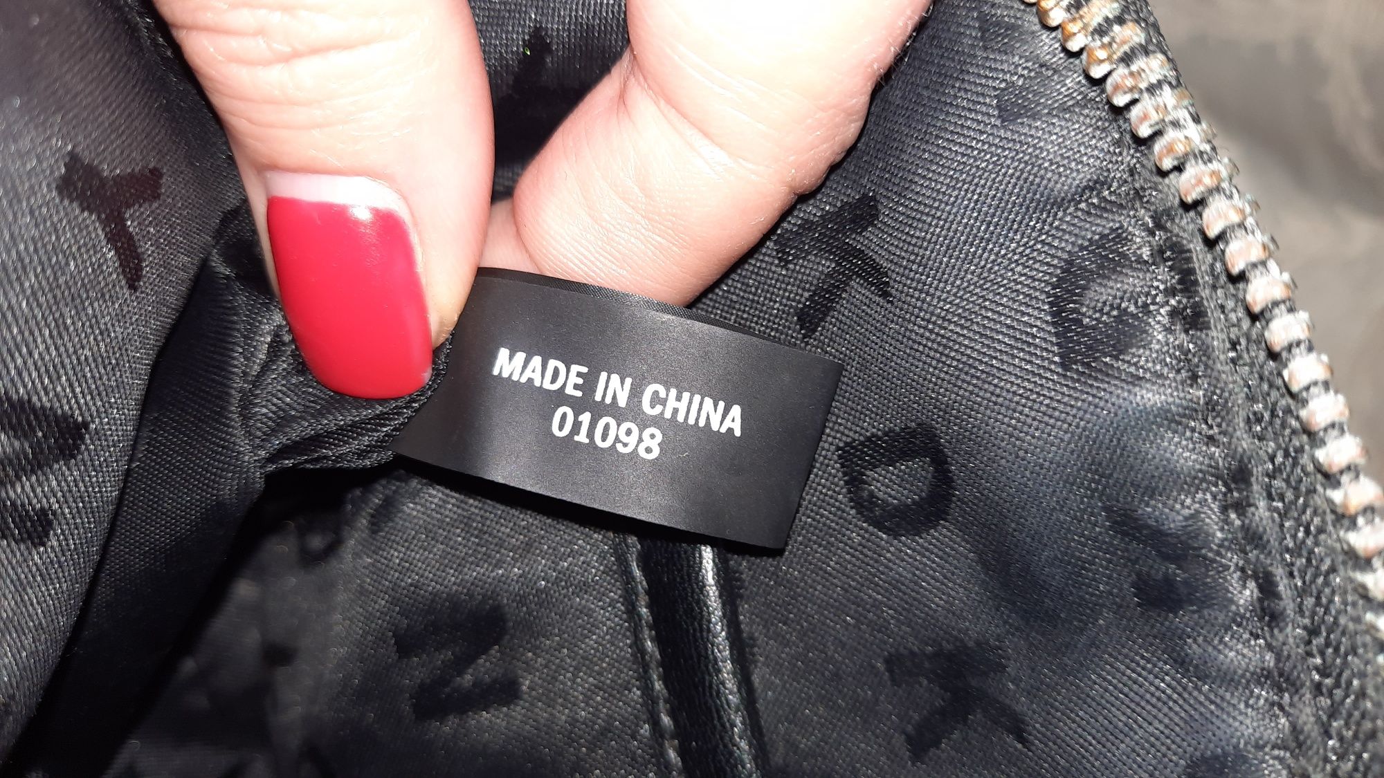 Фирменная сумка, кроссбоди DKNY Оригинал